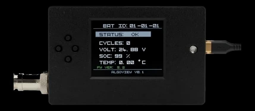 AlgoVIEW handheld showing battery ID, status, cycles, voltage, state of charge and temperature